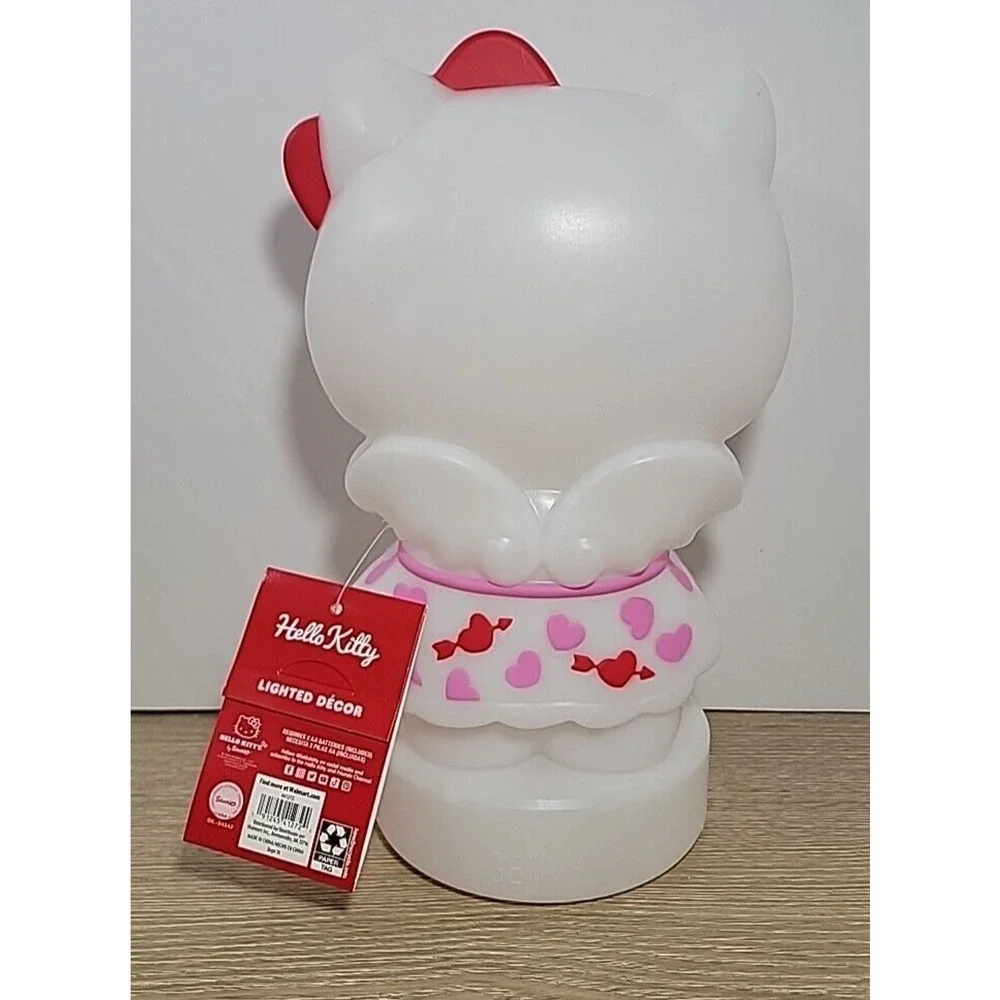 Hello‎ Kitty Valentine's Lighted LED Indoor Blow Mold By GEMMY 12